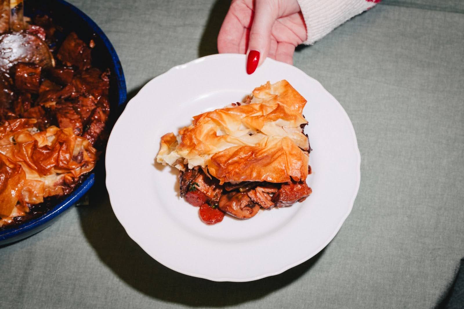 Vegan Meaty Mushroom Pie With Juicy Marbles Chunks