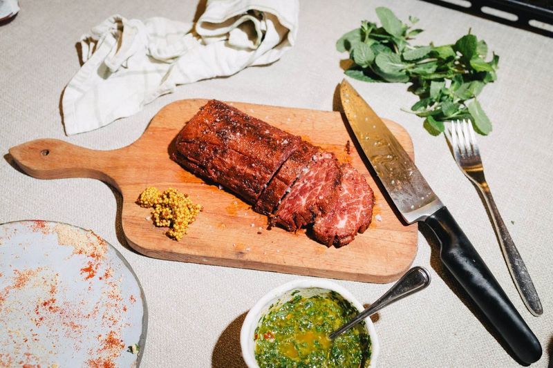 Juicy flank with Chermoula
